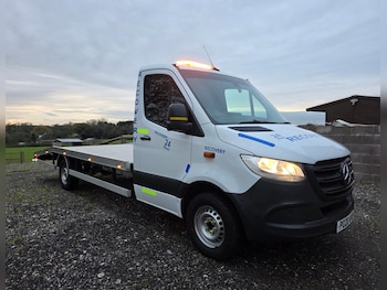 Mercedes-Benz - Sprinter