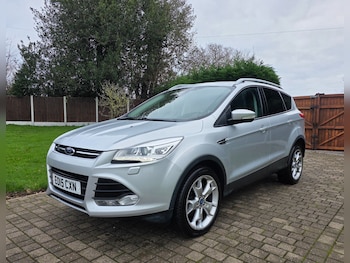 Used Ford Kuga 2015 for sale - 77070843: Photo