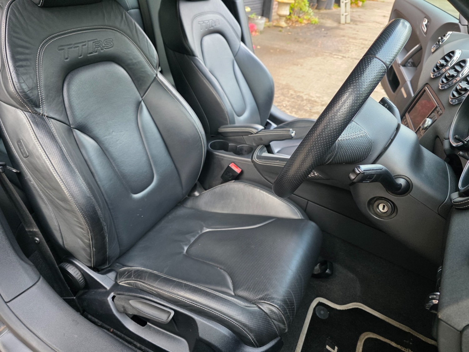 Used Audi TT 2010 for sale - 76445958: Photo 16