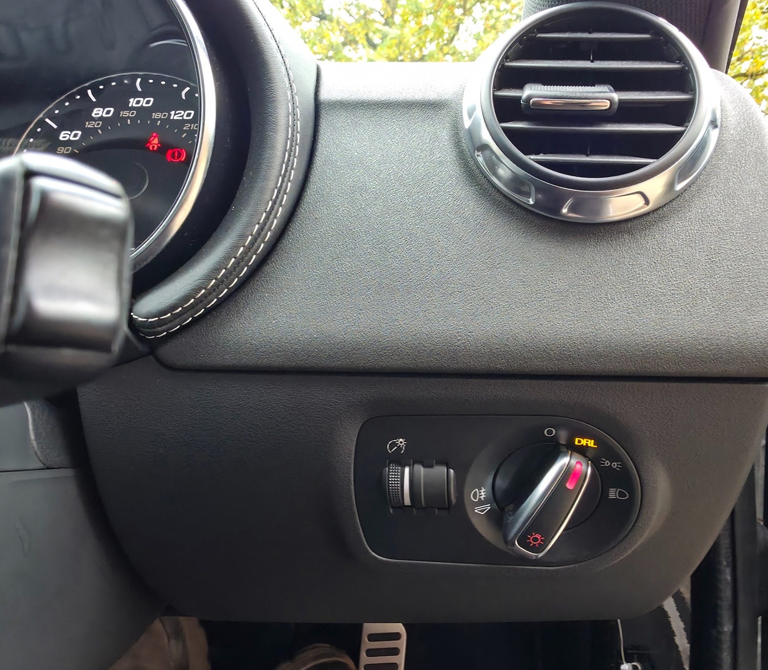 Used Audi TT 2010 for sale - 76445958: Photo 21