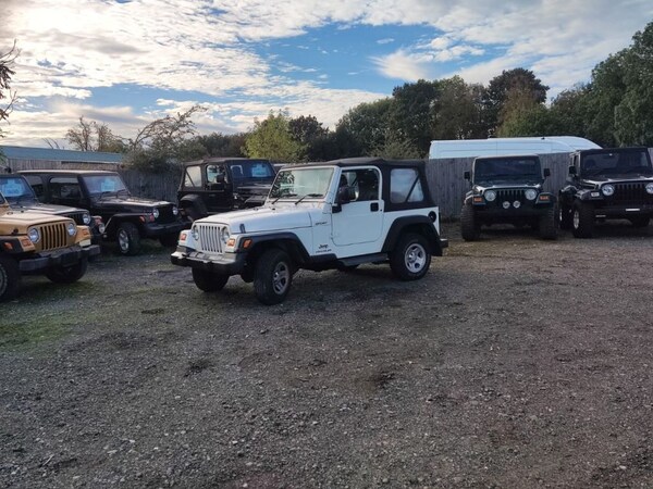 Used Chrysler Wrangler for sale - 70364347: Photo 10