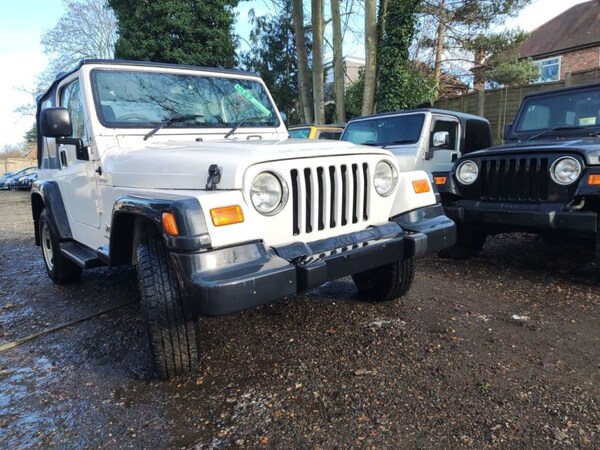 Used Chrysler Wrangler for sale - 70364347: Photo 2