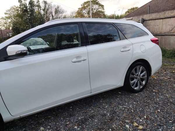 Used Toyota Auris 2013 for sale - 70364332: Photo 17