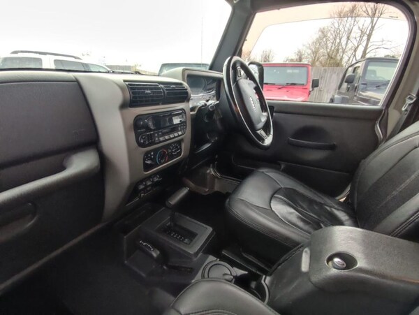 Used Jeep Wrangler for sale - 70364496: Photo 21