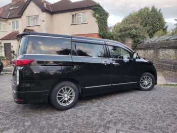 Used Nissan Elgrand 2011 for sale - 70364449: Photo