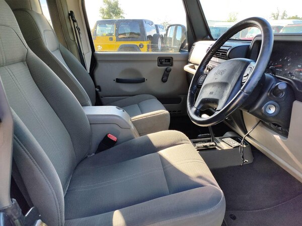 Used Jeep Wrangler for sale - 62133941: Photo 8