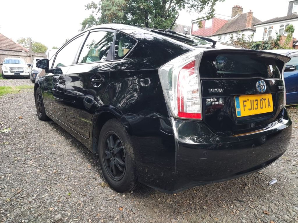 Used Toyota Prius 2013 for sale - 76723062: Photo 12