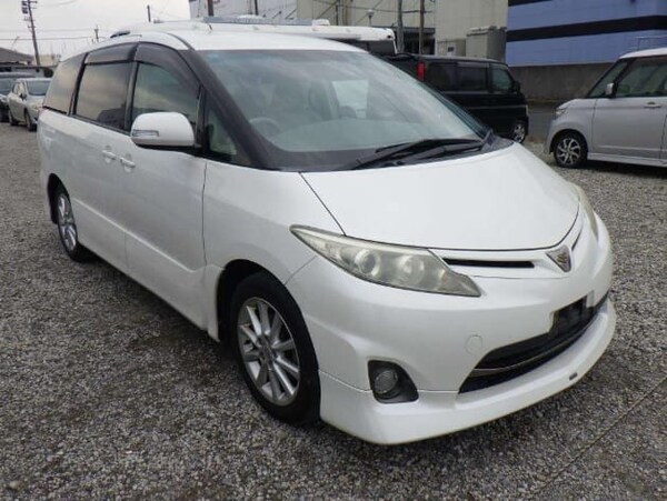 Used Toyota Estima for sale - 74557033: Photo 1