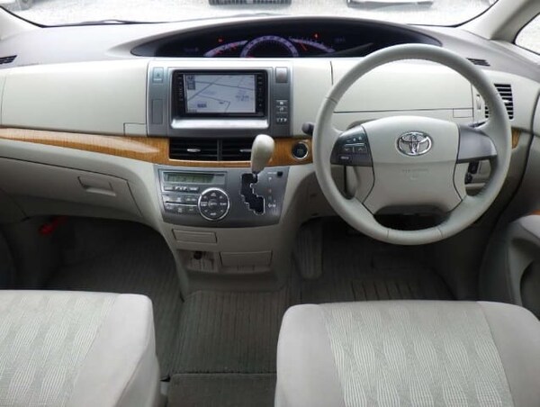 Used Toyota Estima for sale - 74557033: Photo 6