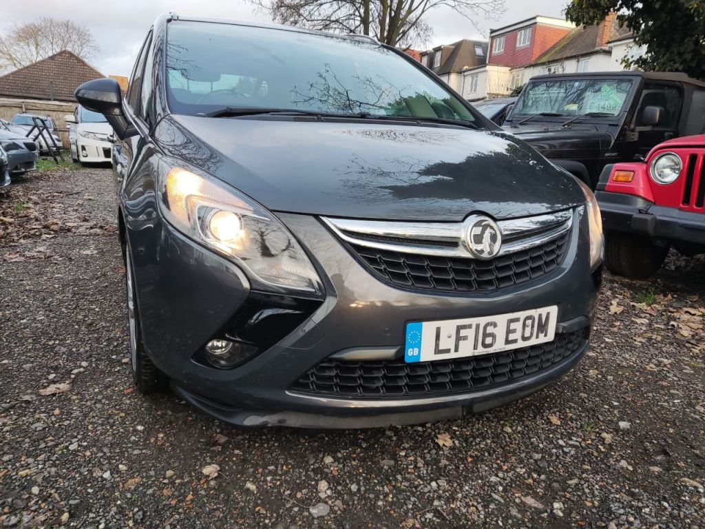 Used Vauxhall Zafira 2016 for sale - 76723042: Photo 2