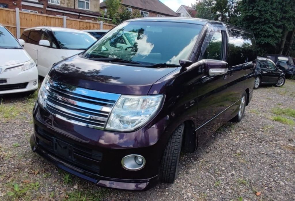 Used Nissan Elgrand 2023 for sale - 76723040: Photo 3