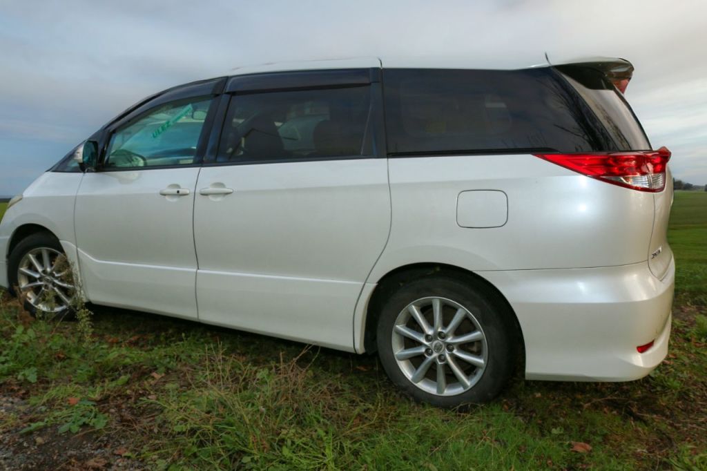 Used Toyota Estima for sale - 76723074: Photo 5