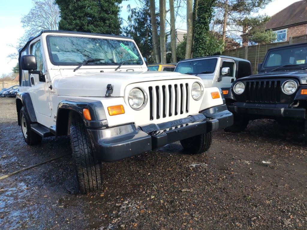 Used Jeep Wrangler for sale - 76723075: Photo 2