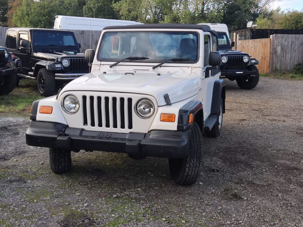 Used Jeep Wrangler for sale - 76723075: Photo 3