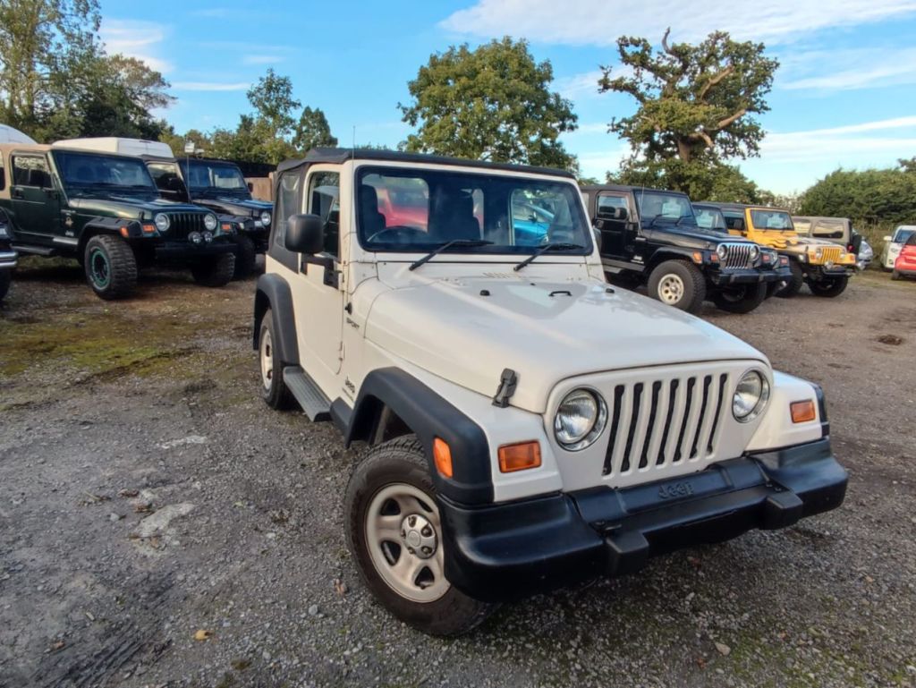 Used Jeep Wrangler for sale - 76723075: Photo 4