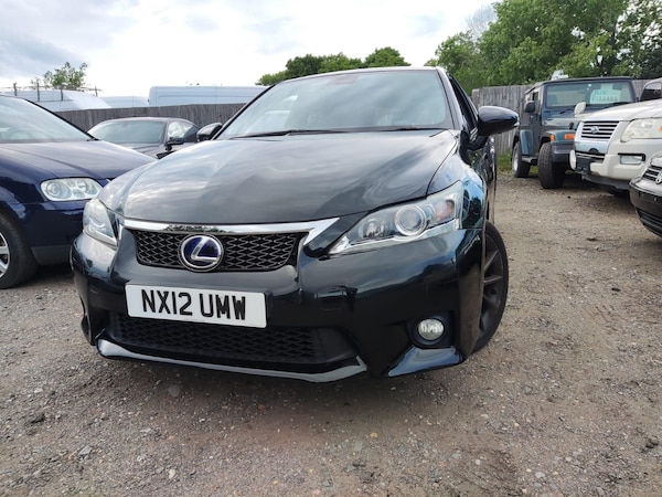Used Lexus CT 2012 for sale - 61557493: Photo 2