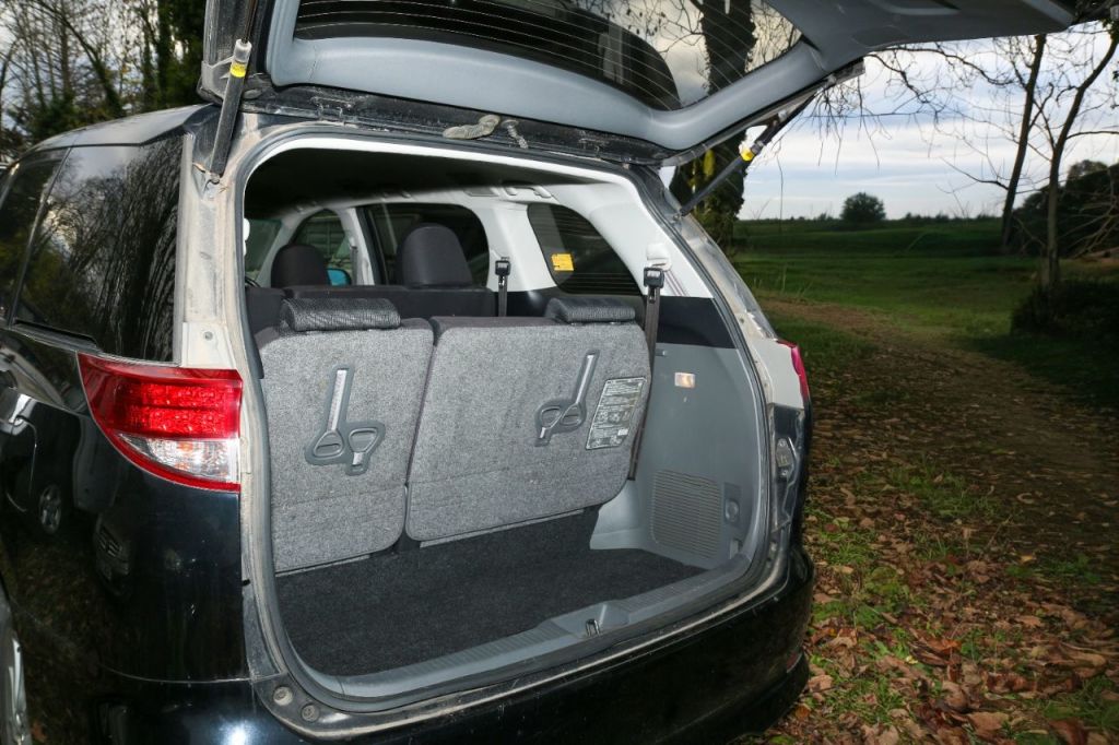 Used Toyota Estima for sale - 76723050: Photo 18