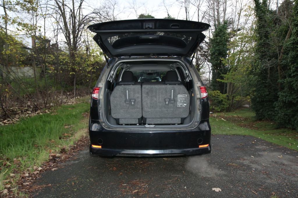 Used Toyota Estima for sale - 76723050: Photo 8