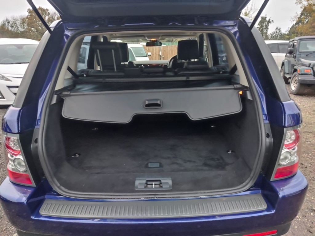 Used Land Rover Range Rover Sport 2011 for sale - 76723045: Photo 14