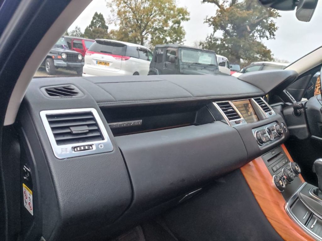 Used Land Rover Range Rover Sport 2011 for sale - 76723045: Photo 28