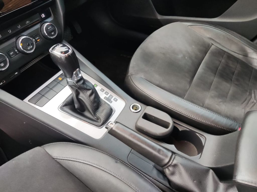 Used Skoda Octavia 2013 for sale - 76723058: Photo 14