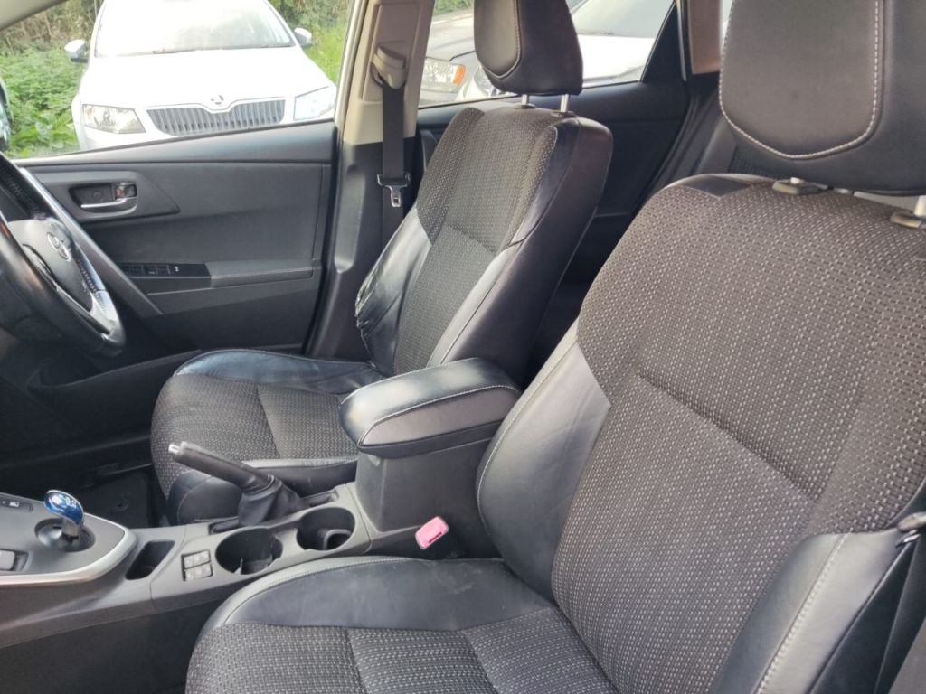 Used Toyota Auris 2013 for sale - 76723060: Photo 19