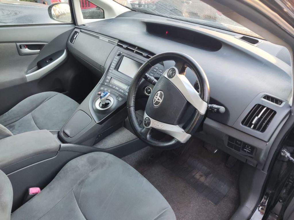 Used Toyota Prius 2012 for sale - 76723068: Photo 10