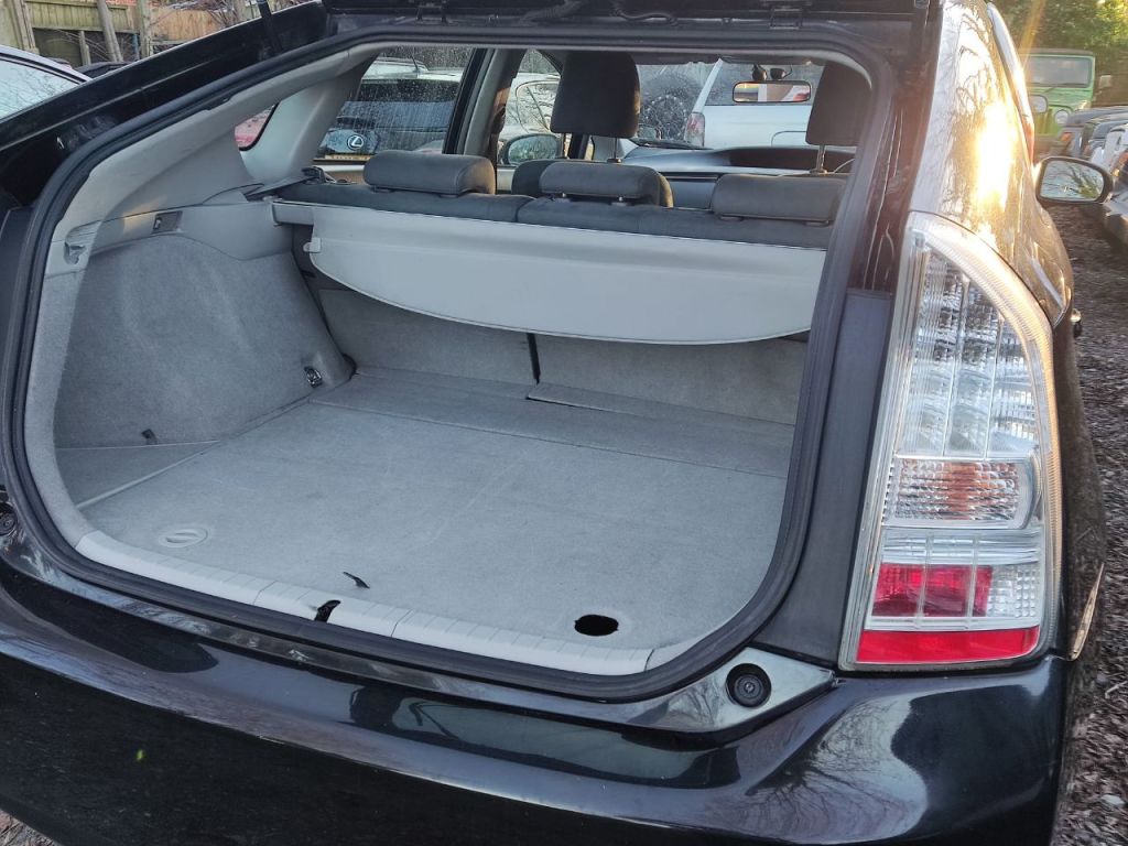 Used Toyota Prius 2012 for sale - 76723068: Photo 19