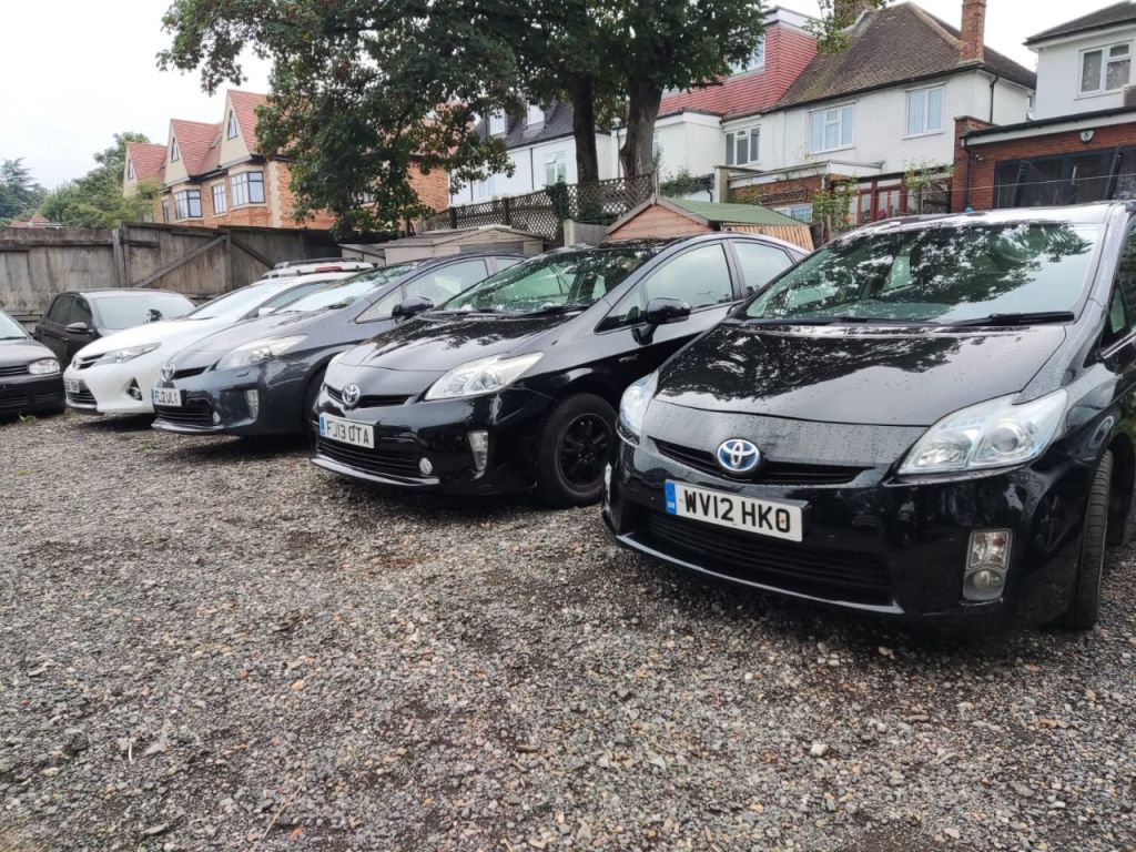 Used Toyota Prius 2012 for sale - 76723068: Photo 2