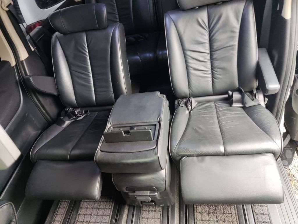 Used Nissan Elgrand for sale - 76723047: Photo 21