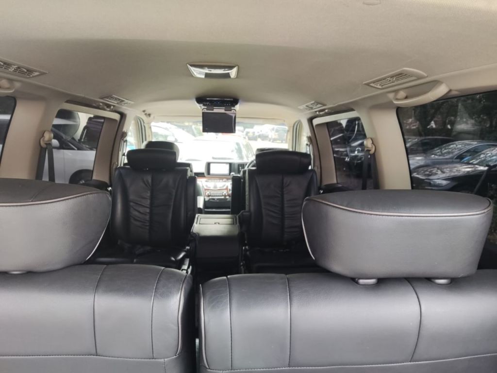 Used Nissan Elgrand for sale - 76723047: Photo 22