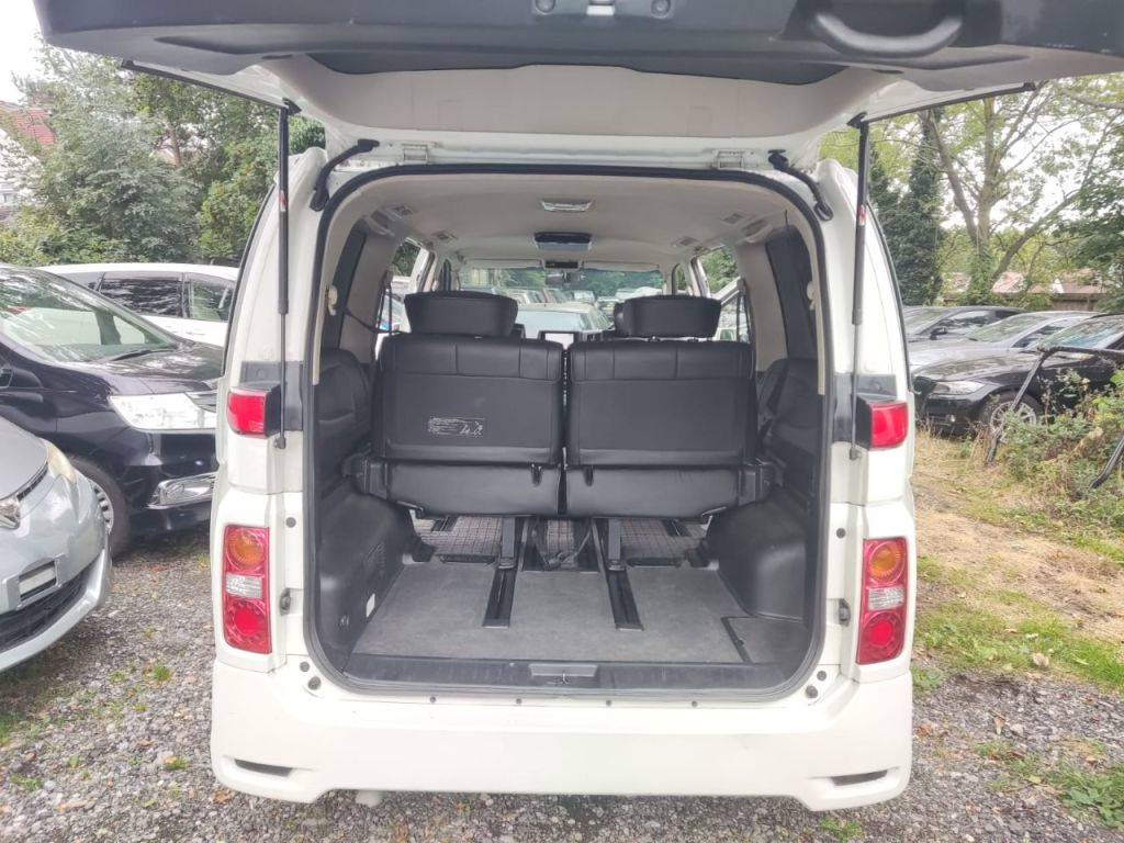 Used Nissan Elgrand for sale - 76723047: Photo 28