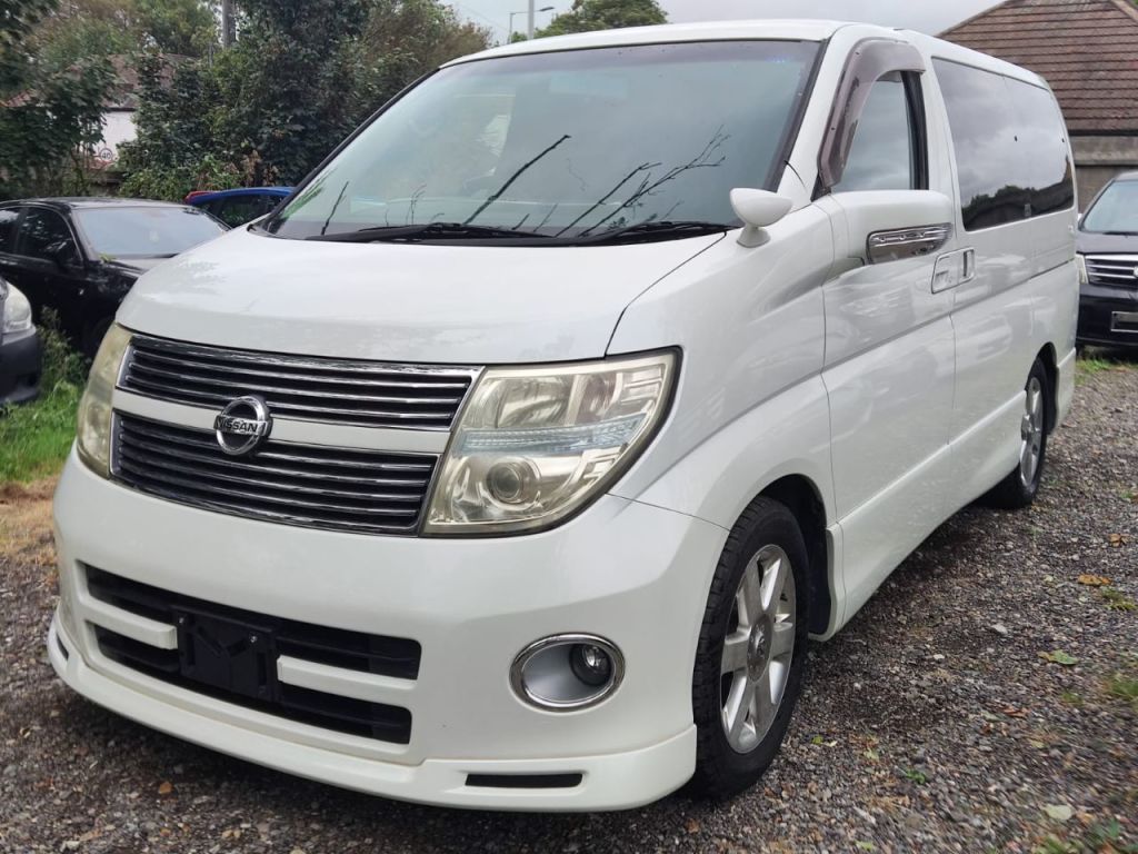 Used Nissan Elgrand for sale - 76723047: Photo 3