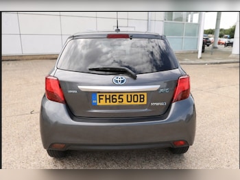 Used Toyota Yaris 2016 for sale - 79067606: Photo