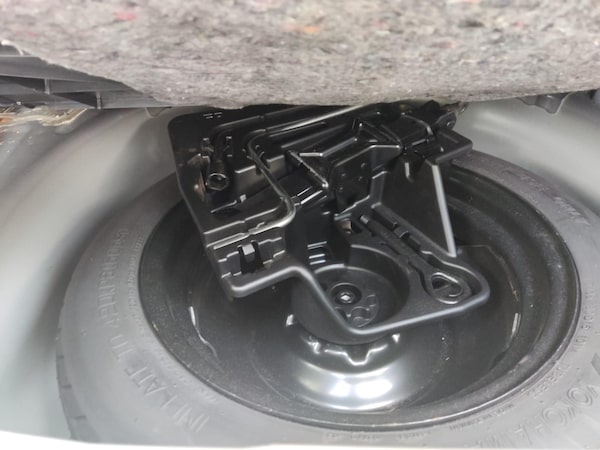 Used Toyota Prius 2012 for sale - 64588218: Photo 11