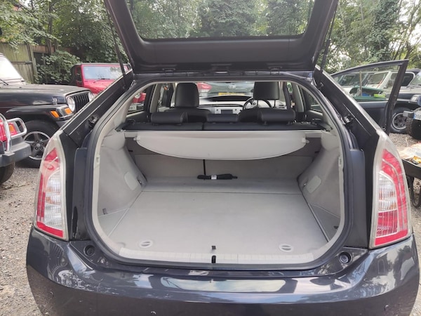 Used Toyota Prius 2012 for sale - 64588218: Photo 14