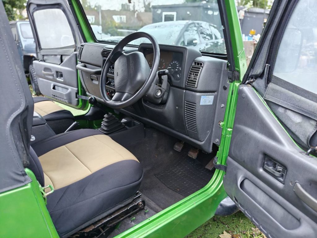 Used Jeep Wrangler for sale - 76957432: Photo 11