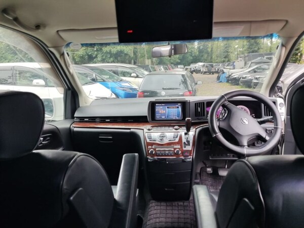 Used Nissan Elgrand for sale - 70364399: Photo 14