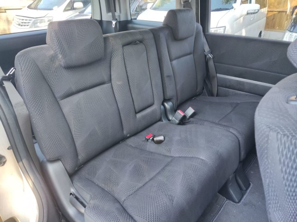 Used Honda Stepwagon for sale - 76723054: Photo 13