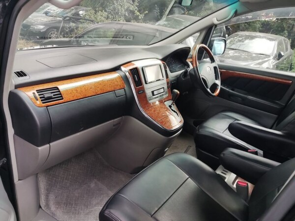 Used Toyota Alphard for sale - 70364414: Photo 6