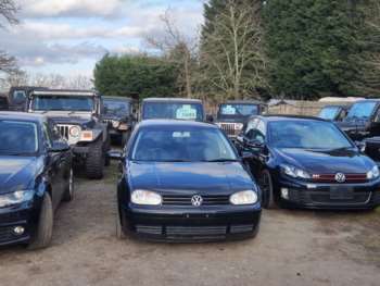 Used Volkswagen Golf 2004 for sale - 62408182: Photo