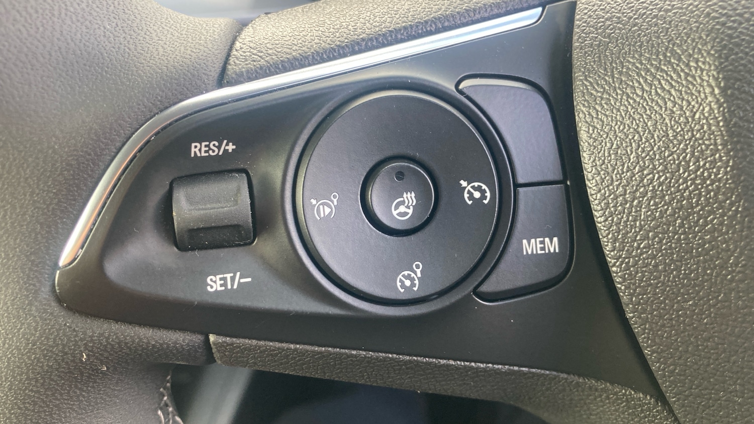 Used Vauxhall Mokka 2025 for sale - 76467883: Photo 31