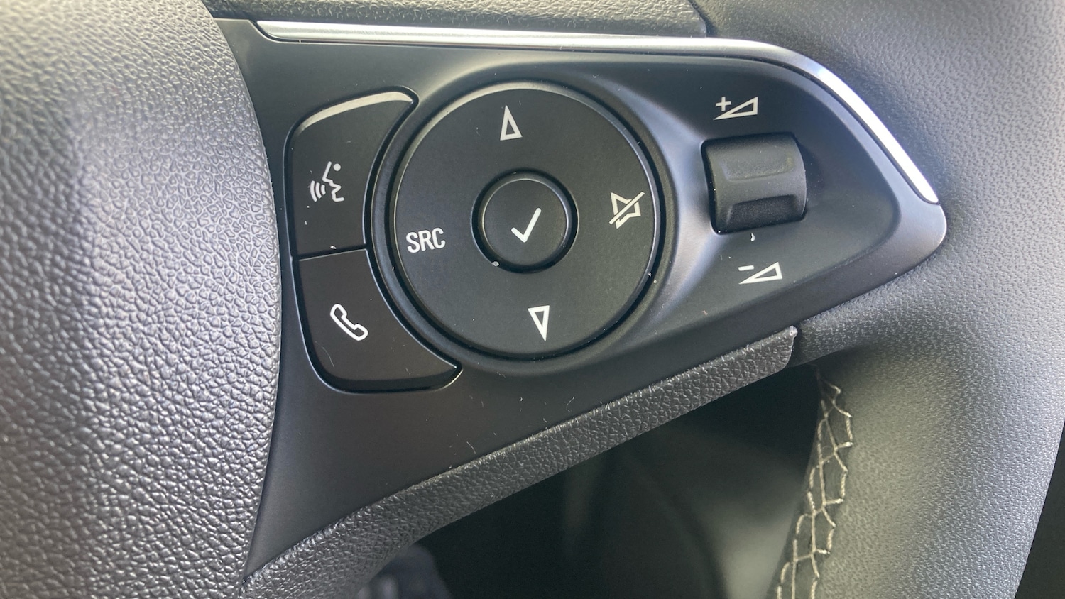 Used Vauxhall Mokka 2025 for sale - 76467883: Photo 32