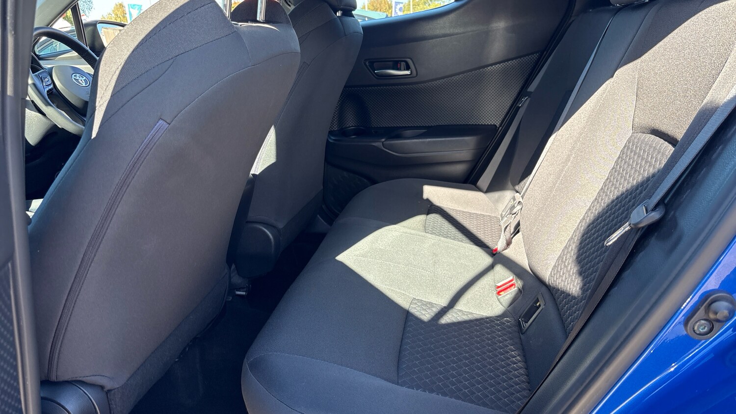 Used Toyota C-HR 2021 for sale - 76184333: Photo 16