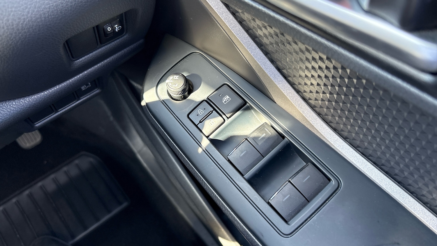 Used Toyota C-HR 2021 for sale - 76184333: Photo 24