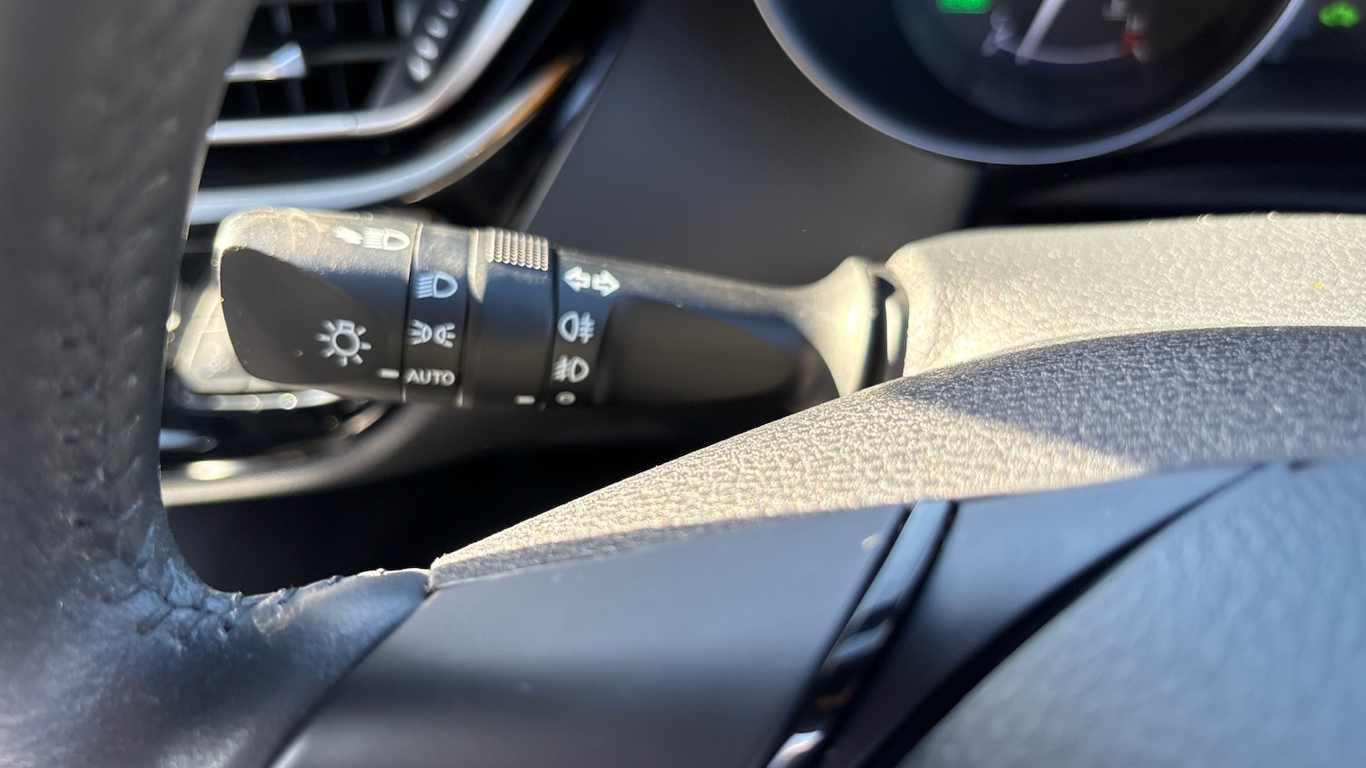 Used Toyota C-HR 2021 for sale - 76184333: Photo 28