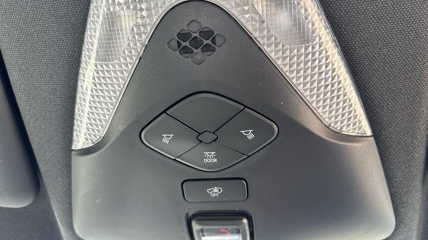 Used Toyota C-HR 2021 for sale - 76184333: Photo 30