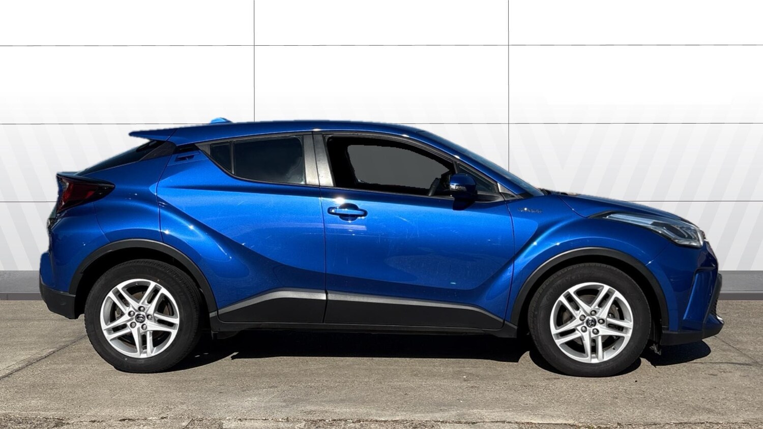 Used Toyota C-HR 2021 for sale - 76184333: Photo 5