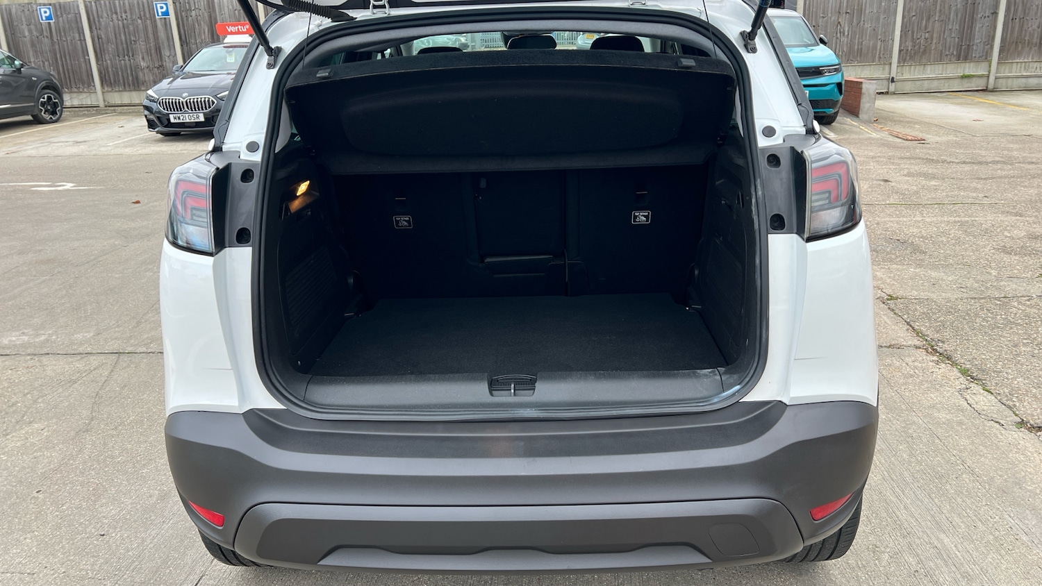 Used Vauxhall Crossland 2022 for sale - 76605477: Photo 4