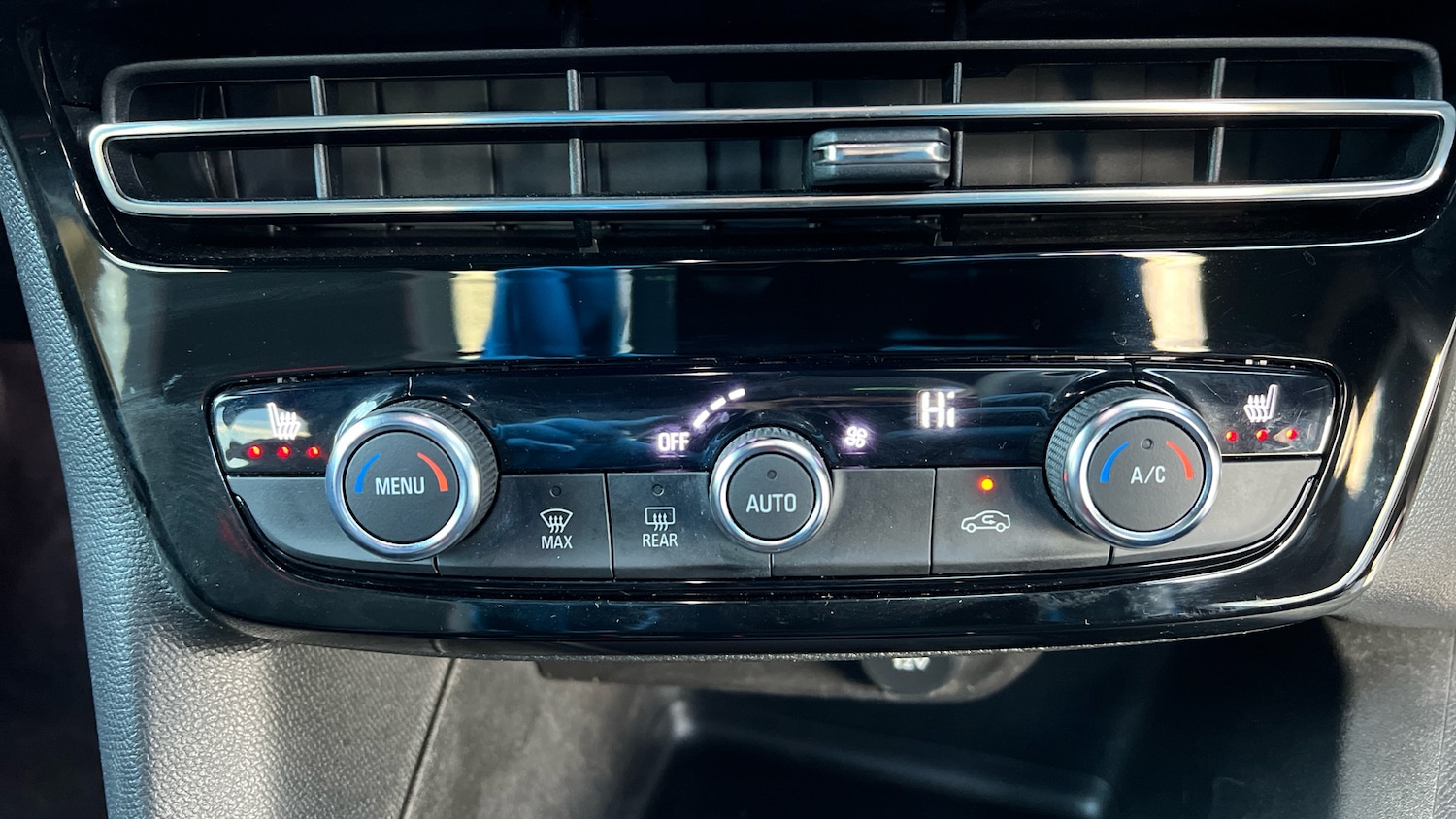 Used Vauxhall Mokka 2024 for sale - 77258738: Photo 32